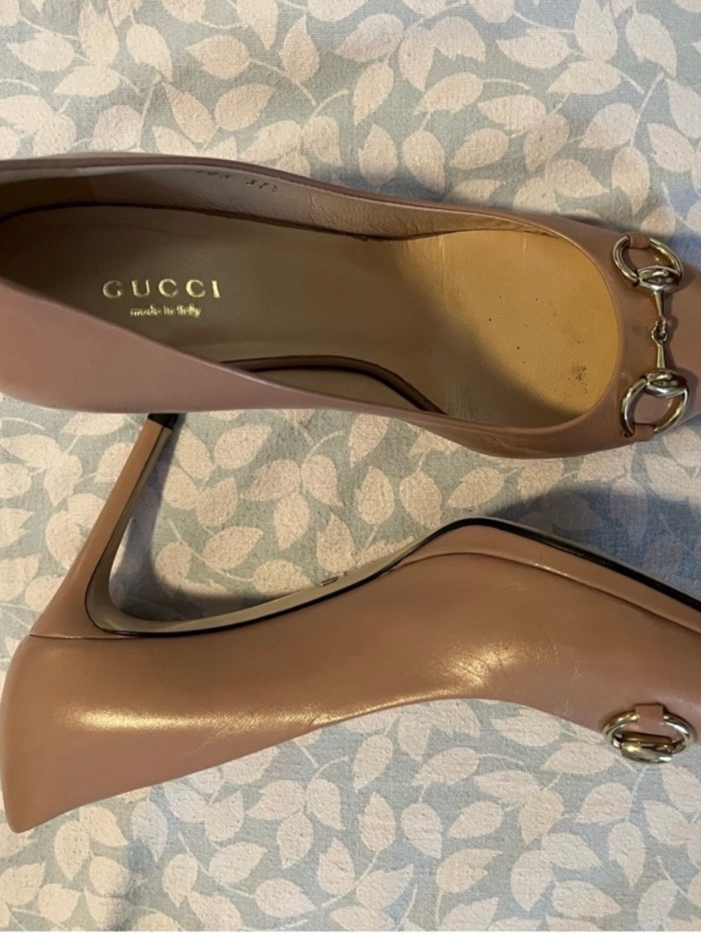 Gucci Taupe Leather Horsebit Pumps - Picture 3 of 5